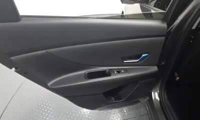 Hyundai Avante 2024, 10015 км, за 27300000 KRW - фото 25