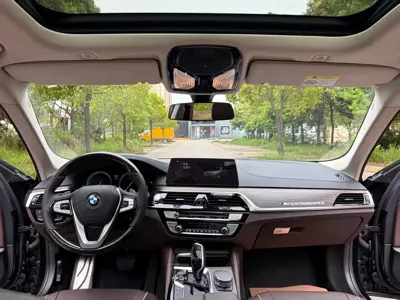 BMW 5 Series 2018, 90000 км, за 156800 CNY - фото 5