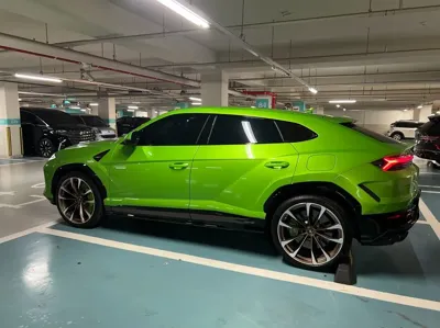 Lamborghini Urus 2025, 2100 км, за 440670000 KRW