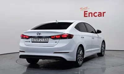 Hyundai Avante 2018, 176247 км, за 6500000 KRW - фото 2