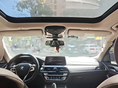 BMW 5 Series 2019, 63000 км, за 210115.43 CNY - фото 15