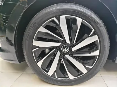 Volkswagen Passat 2024, 22000 км, за 122800 CNY - фото 10