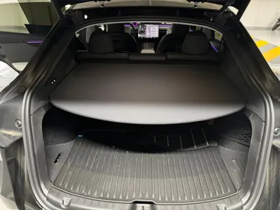 Tesla Model Y 2025, 3250 км, за 24170000 KRW