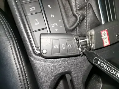 Volkswagen Lavida 2024, 26900 км, за 77600 CNY - фото 9
