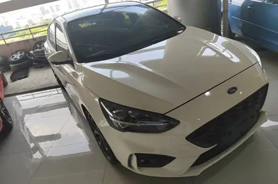 Ford Focus 2021, 77800 км, за 78244.63 CNY