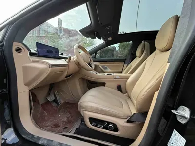 智界 Zhijie R7 2024, 45000 км, за 169800 CNY - фото 4