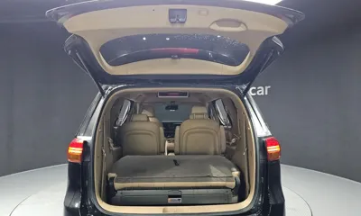 Kia Canival 2018, 234433 км, за 10000000 KRW - фото 20