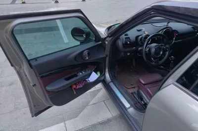 MINI Clubman 2018, 30100 км, за 100930.02 CNY - фото 13