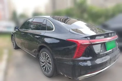 Hongqi H5 2025, 26400 км, за 117863.19 CNY - фото 4