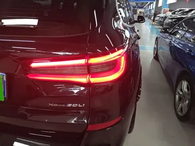 BMW X5 2023, 57500 км, за 354200 CNY - фото 8