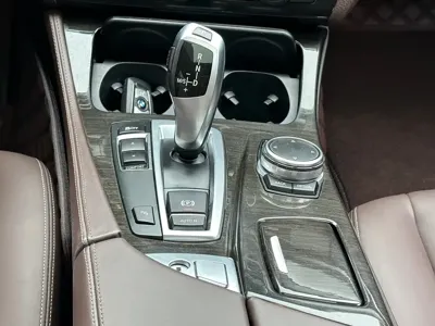 BMW 5 Series 2015, 139000 км, за 59900 CNY - фото 12