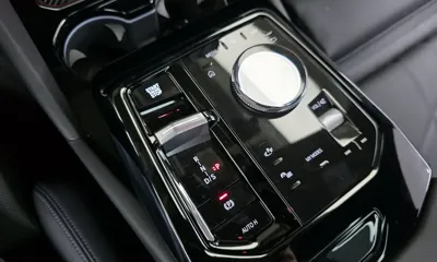 BMW 5-Series 2024, 17029 км, за 59990000 KRW - фото 9