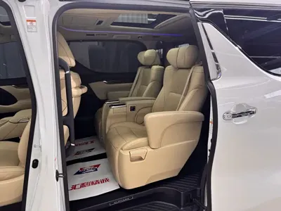 Toyota Alphard 2019, 118000 км, за 416000 CNY - фото 6