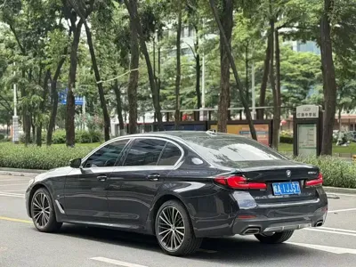 BMW 5 Series 2020, 70000 км, за 172800 CNY - фото 3