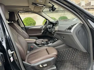 BMW iX3 2023, 23000 км, за 141400 CNY - фото 4