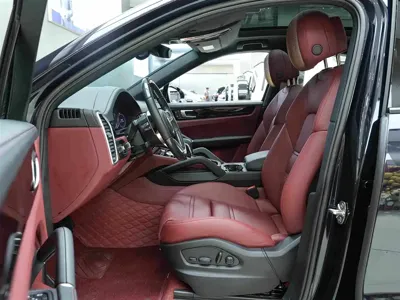 Porsche Cayenne 2023, 30000 км, за 608000 CNY - фото 11