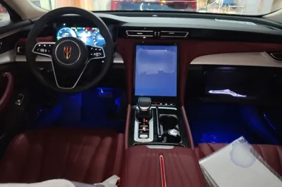 Hongqi H5 PHEV 2025, 100 км, за 140090.52 CNY - фото 12