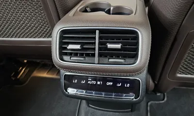 Mercedes-Benz GLS-Class 2022, 49340 км, за 92900000 KRW - фото 33