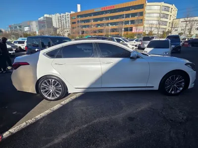 Hyundai Genesis 2015, 164529 км, за 9300000 KRW - фото 4