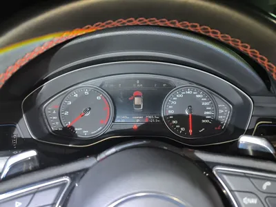 Audi A5 2019, 81300 км, за 132023.36 CNY - фото 6