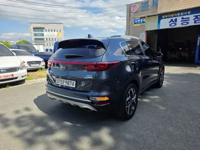 Kia Sportage 2019, 97015 км, за 15000000 KRW