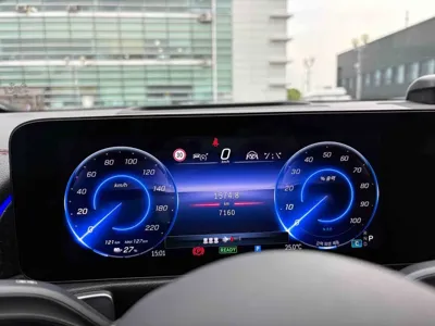 Mercedes-Benz EQB 2026, 7157 км, за 62000000 KRW - фото 8