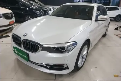 BMW 5 Series · 2019 год