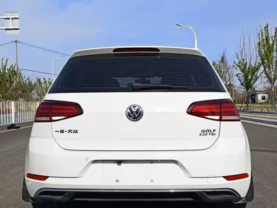 Volkswagen Golf 2018, 83000 км, за 55800 CNY - фото 6