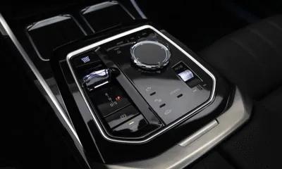 BMW 7-Series 2025, 8580 км, за 119900000 KRW - фото 9