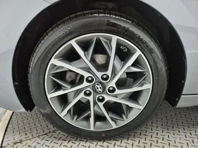 Hyundai Avante 2019, 164638 км, за 8200000 KRW - фото 19