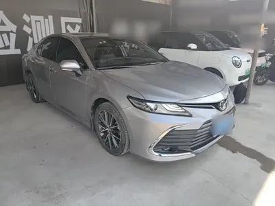 Toyota Camry 2023, 26200 км, за 128000 CNY