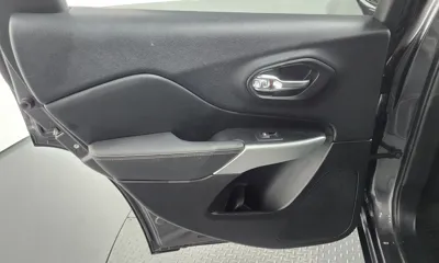 Jeep Cherokee 2018, 69568 км, за 12500000 KRW - фото 25
