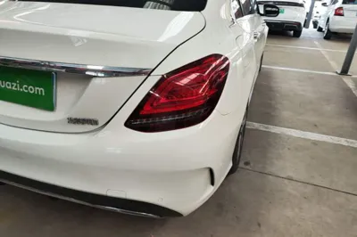 Mercedes-Benz C-Class 2020, 124400 км, за 121377.74 CNY - фото 9