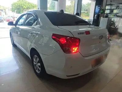 Hyundai Verna 2018, 71800 км, за 27599 CNY - фото 5