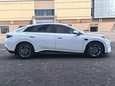 BYD 海豹06 2025, 19000 км, за 95800 CNY