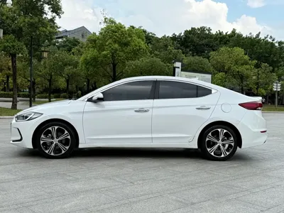 Hyundai Elantra 2019, 50000 км, за 39800 CNY - фото 10