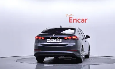 Hyundai Avante 2018, 90703 км, за 11200000 KRW