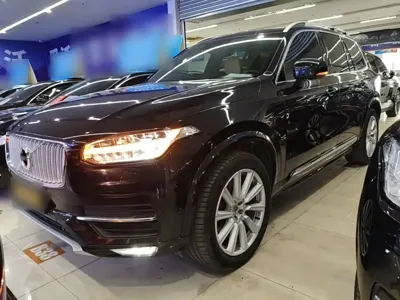 Volvo XC90 · 2017 год
