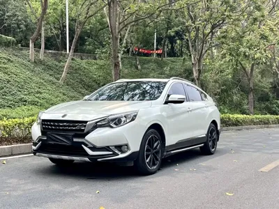 Venucia T90 · 2017 год