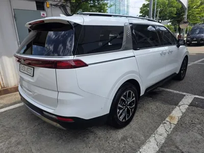 Kia Canival 2023, 47280 км, за 31500000 KRW