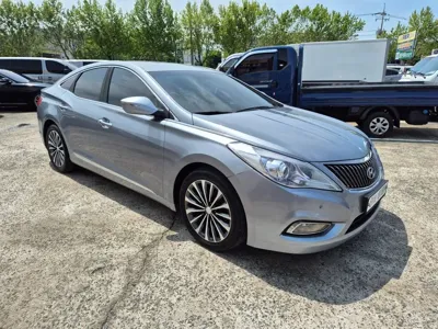 Hyundai Grandeur 2014, 174000 км, за 5000000 KRW