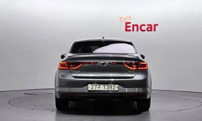 Renault-KoreaSamsung SM6 2017, 148121 км, за 5300000 KRW