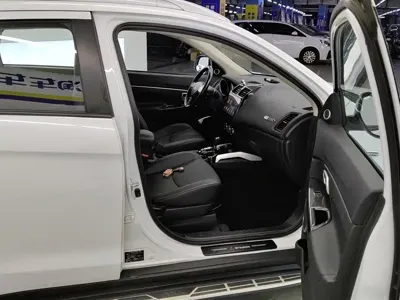 Mitsubishi ASX 2019, 99300 км, за 31800 CNY - фото 8