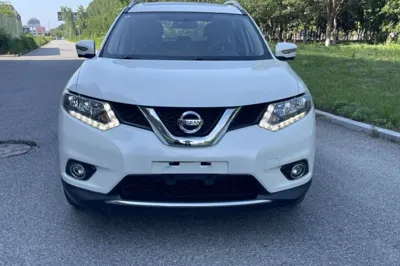 Nissan X-Trail 2015, 107300 км, за 69930.71 CNY