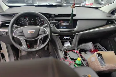 Cadillac XT5 2018, 118000 км, за 77541.44 CNY - фото 9
