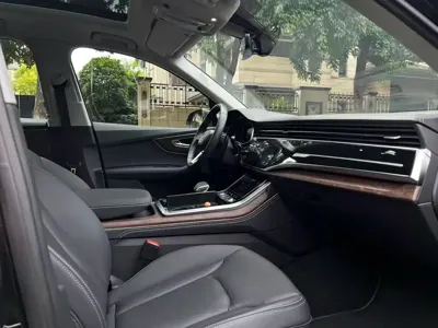 Audi Q7 2025, 1500 км, за 488000 CNY - фото 6