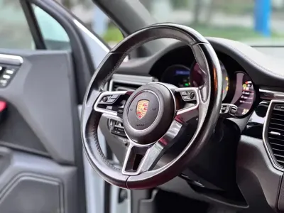 Porsche Macan 2015, 100000 км, за 98800 CNY - фото 12