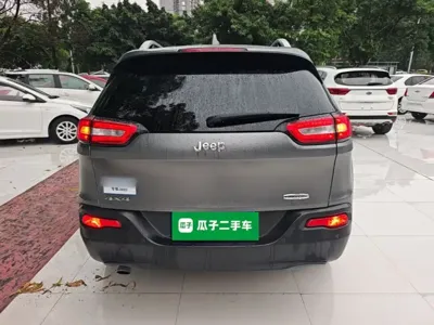 Jeep Cherokee (Import) 2015, 149400 км, за 30099 CNY - фото 6