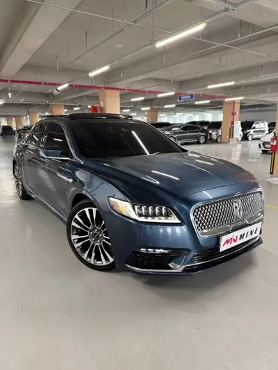 Lincoln Continental · 2019 год