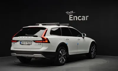 Volvo V90 2023, 34268 км, за 48500000 KRW